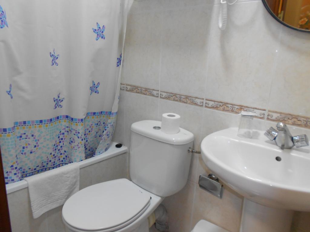 Hostal Internacional Madrid Kültér fotó