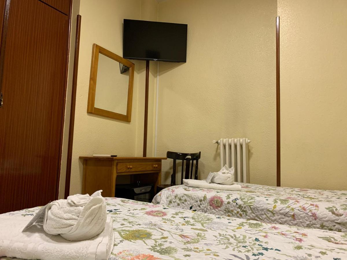 Hostal Internacional Madrid Kültér fotó
