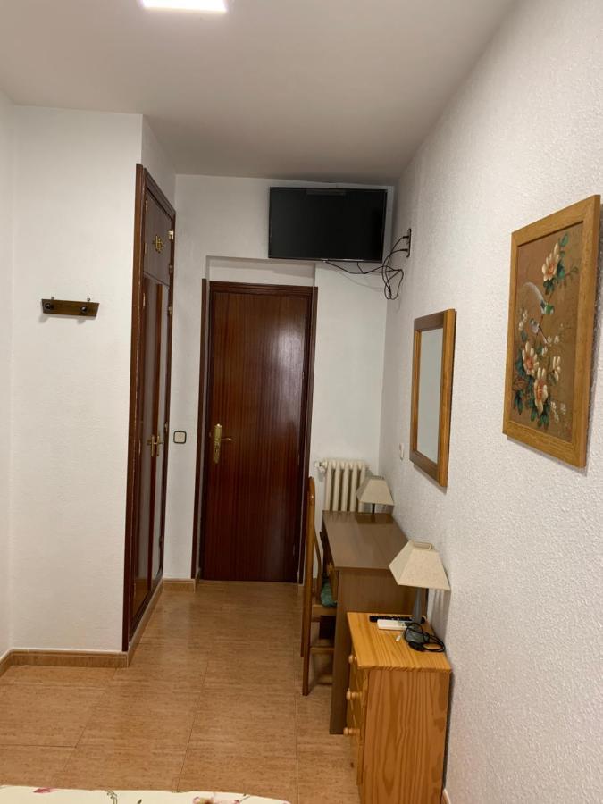 Hostal Internacional Madrid Kültér fotó