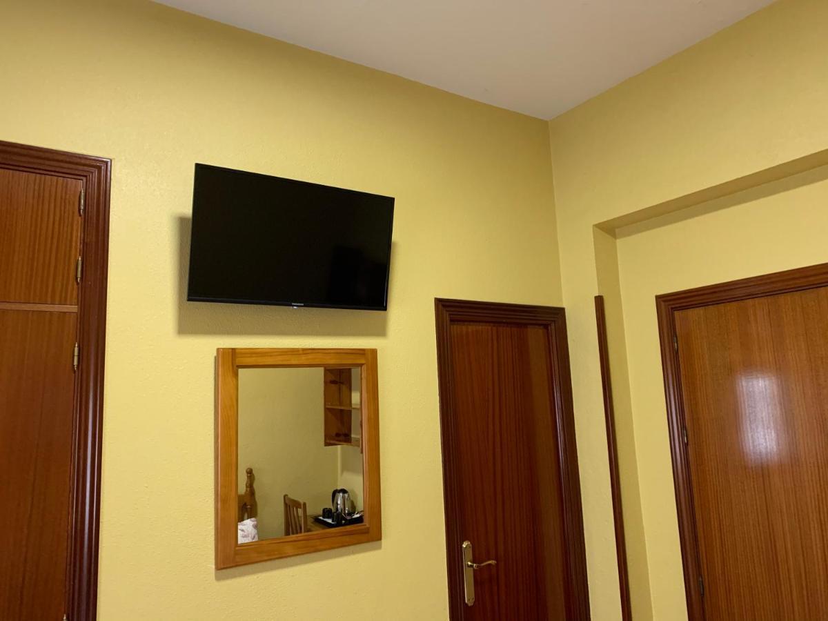 Hostal Internacional Madrid Kültér fotó